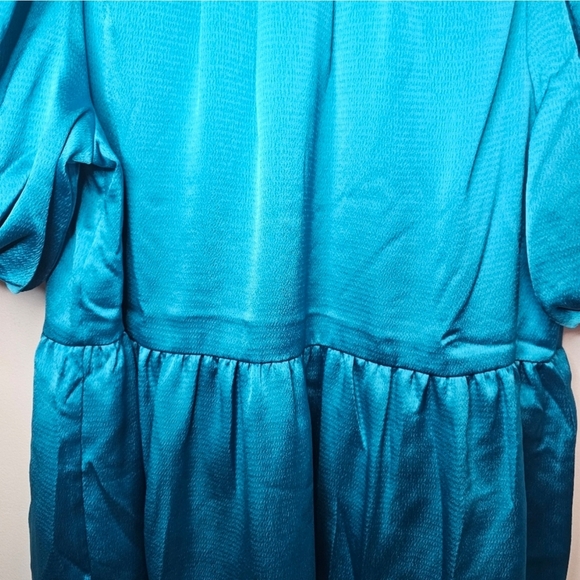 NWT Lilly Pulitzer Blakelynn Elbow Sleeve Round Neckline Blue Rhapsody S… - Picture 4 of 10